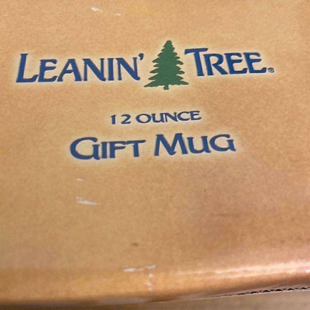 Vintage Leanin’ Tree wolf mug in box. Like new. - Picture 7 of 7